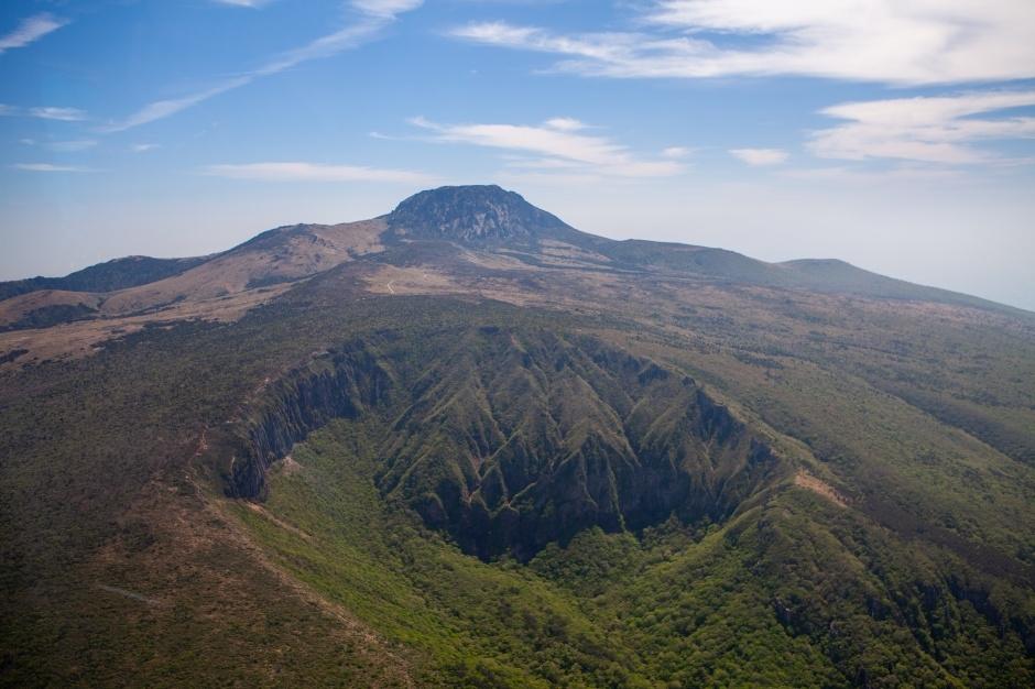 Hallasan 1100 Highland Jeju Korea landscape real photograph